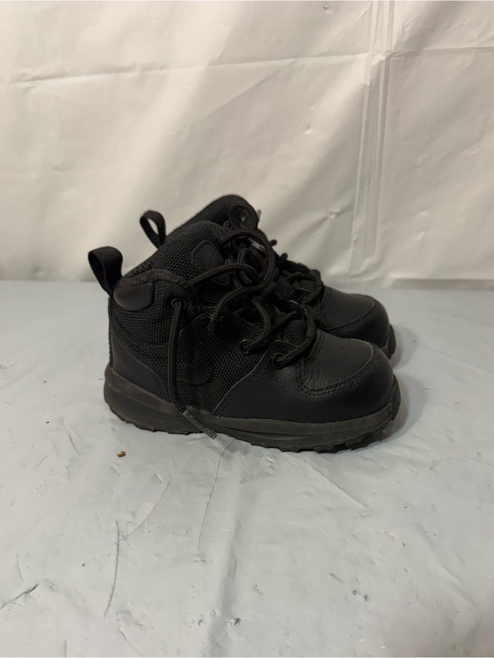 Nike Manoa TD Triple Black toddler Boys Boots size 7C